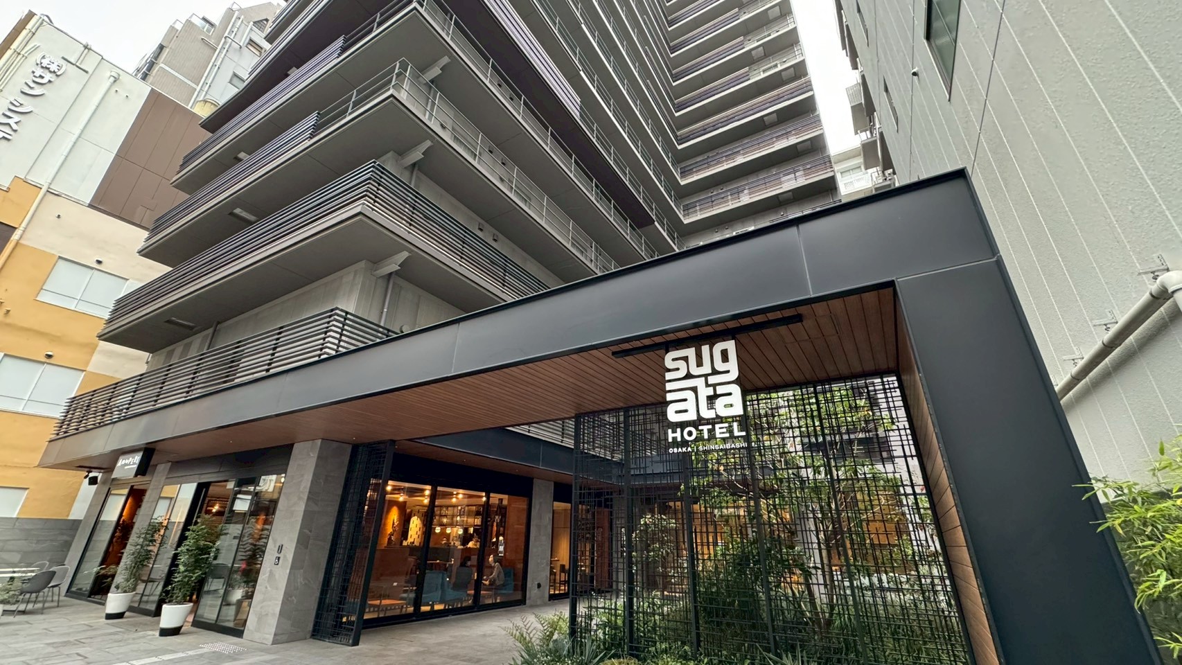 スガタホテルの外観